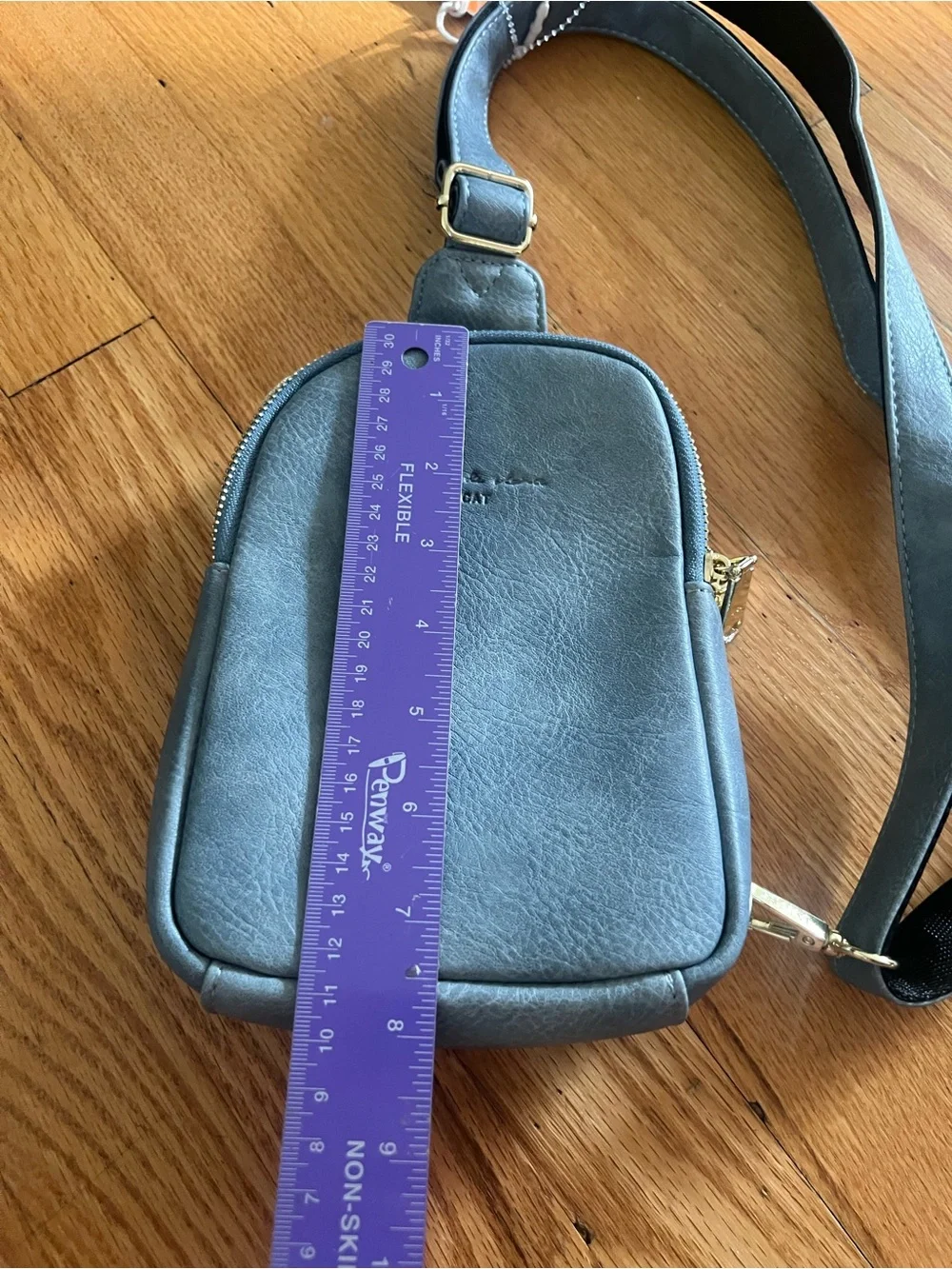 INICAT Crossbody Sling Bag Fanny Pack Purse